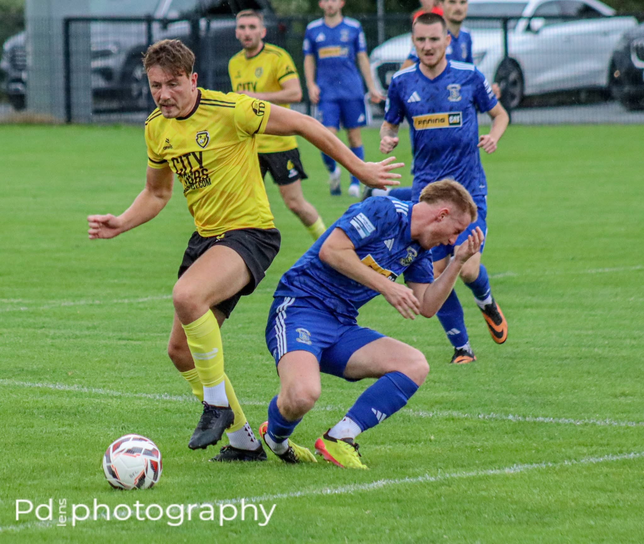 v St James Swifts