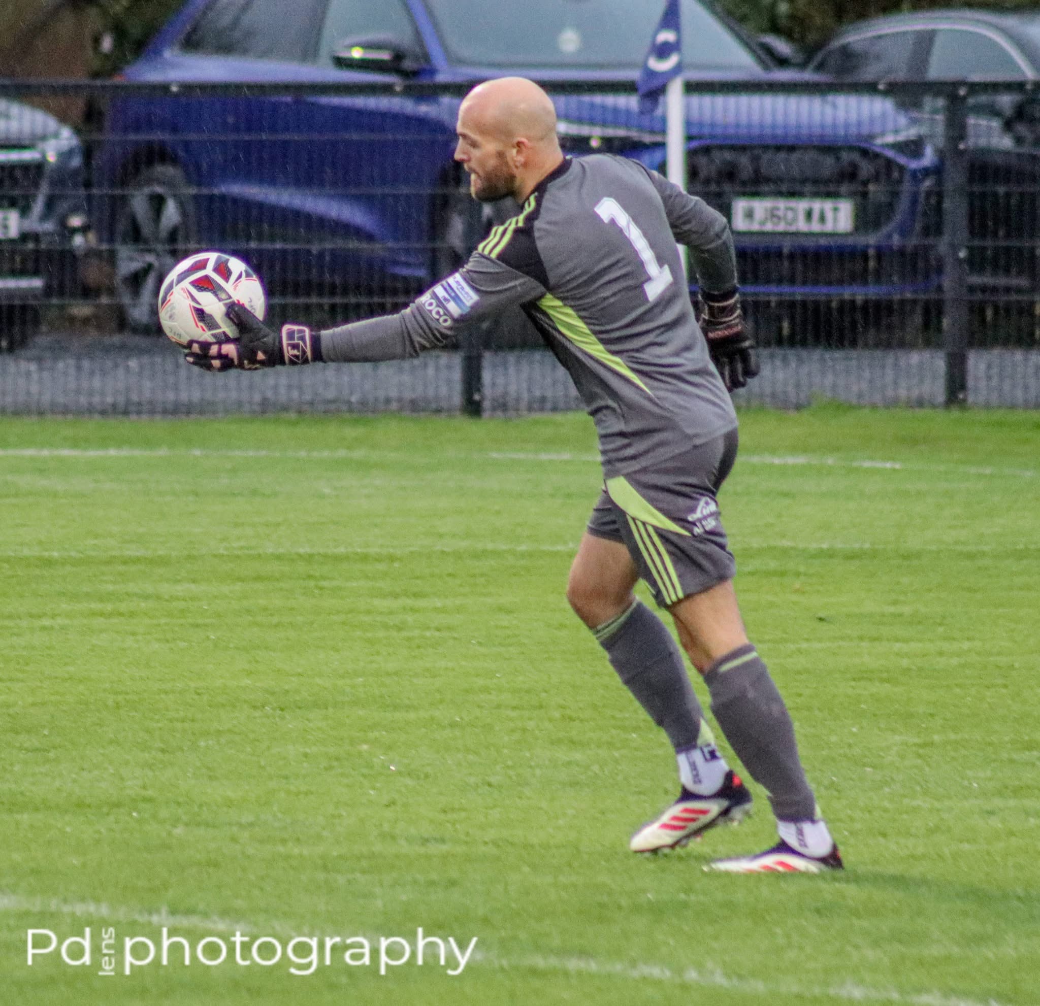 v St James Swifts