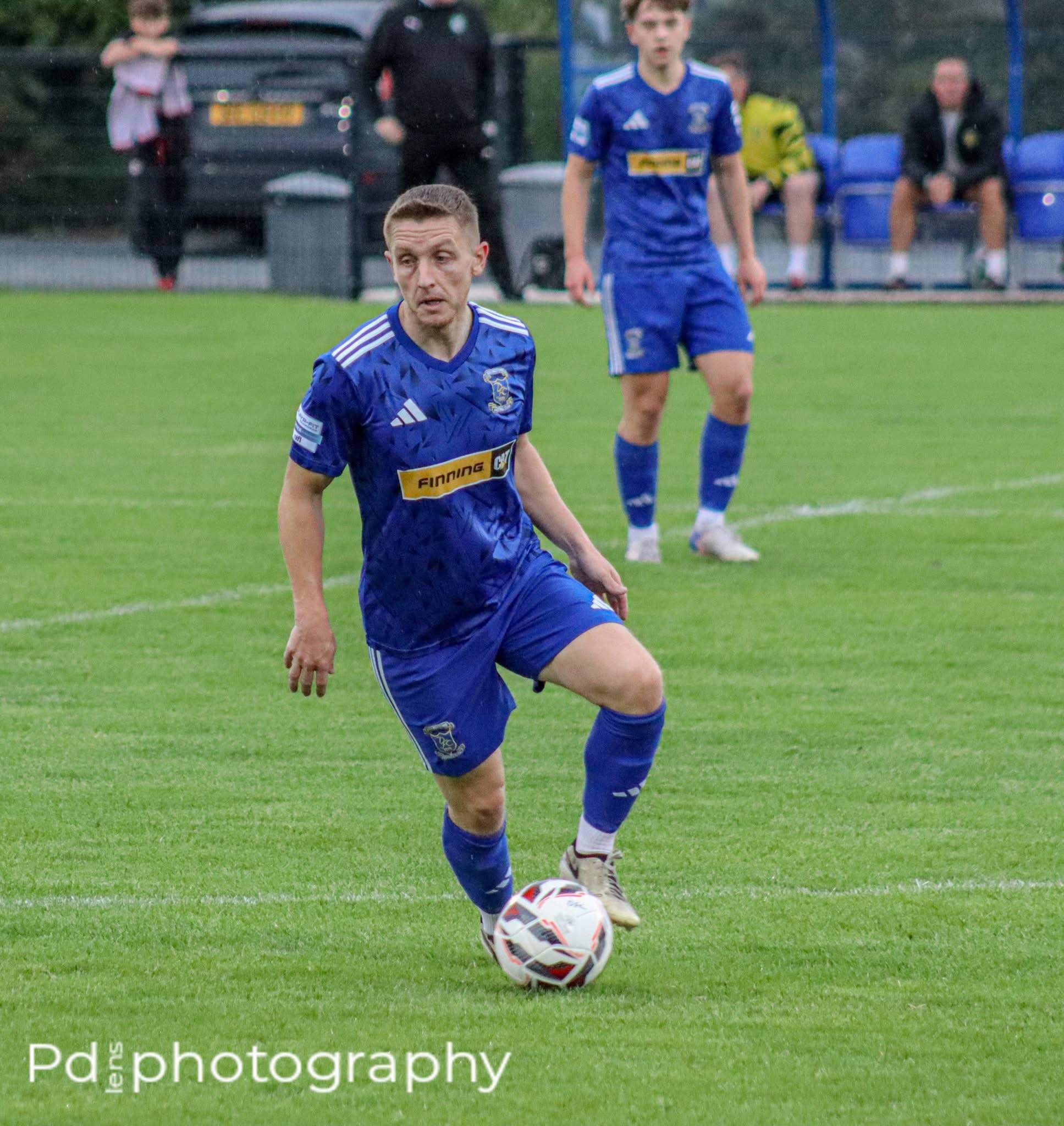 v St James Swifts